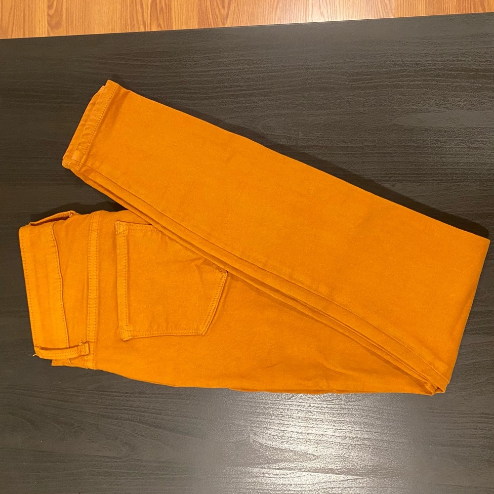 2/$25 Old Navy colored jeans